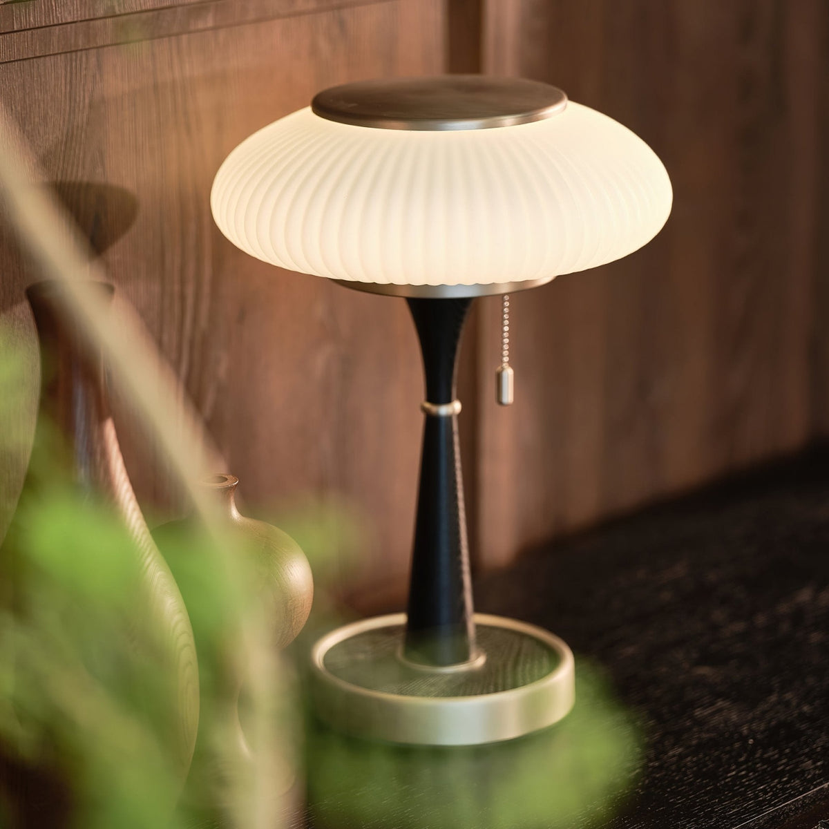 Vevelo lampă de masă vintage din lemn