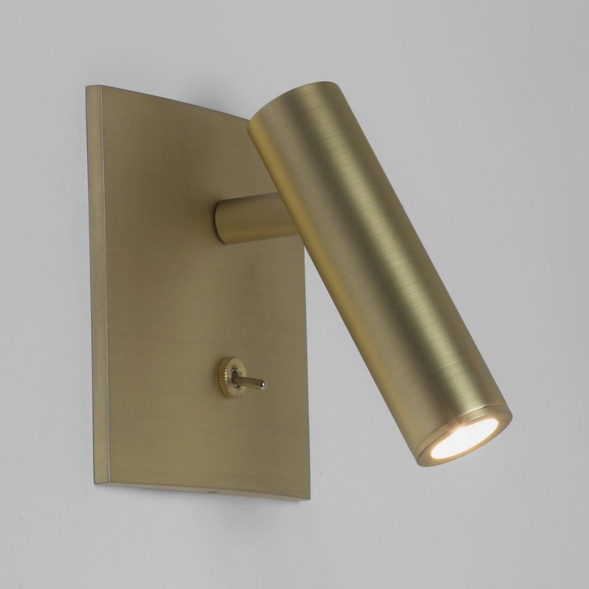 Teriiira aplică de perete Micro Square Switched Sconce Spotlight