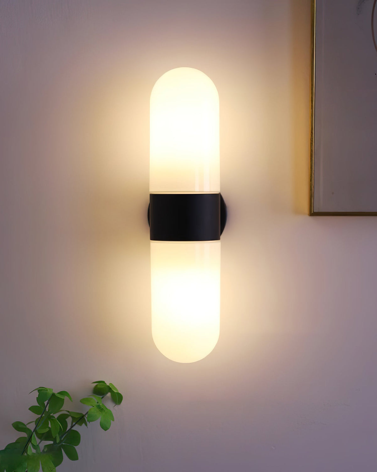 Aplică de perete metal-sticlă modern-minimalist verticală pentru dormitor