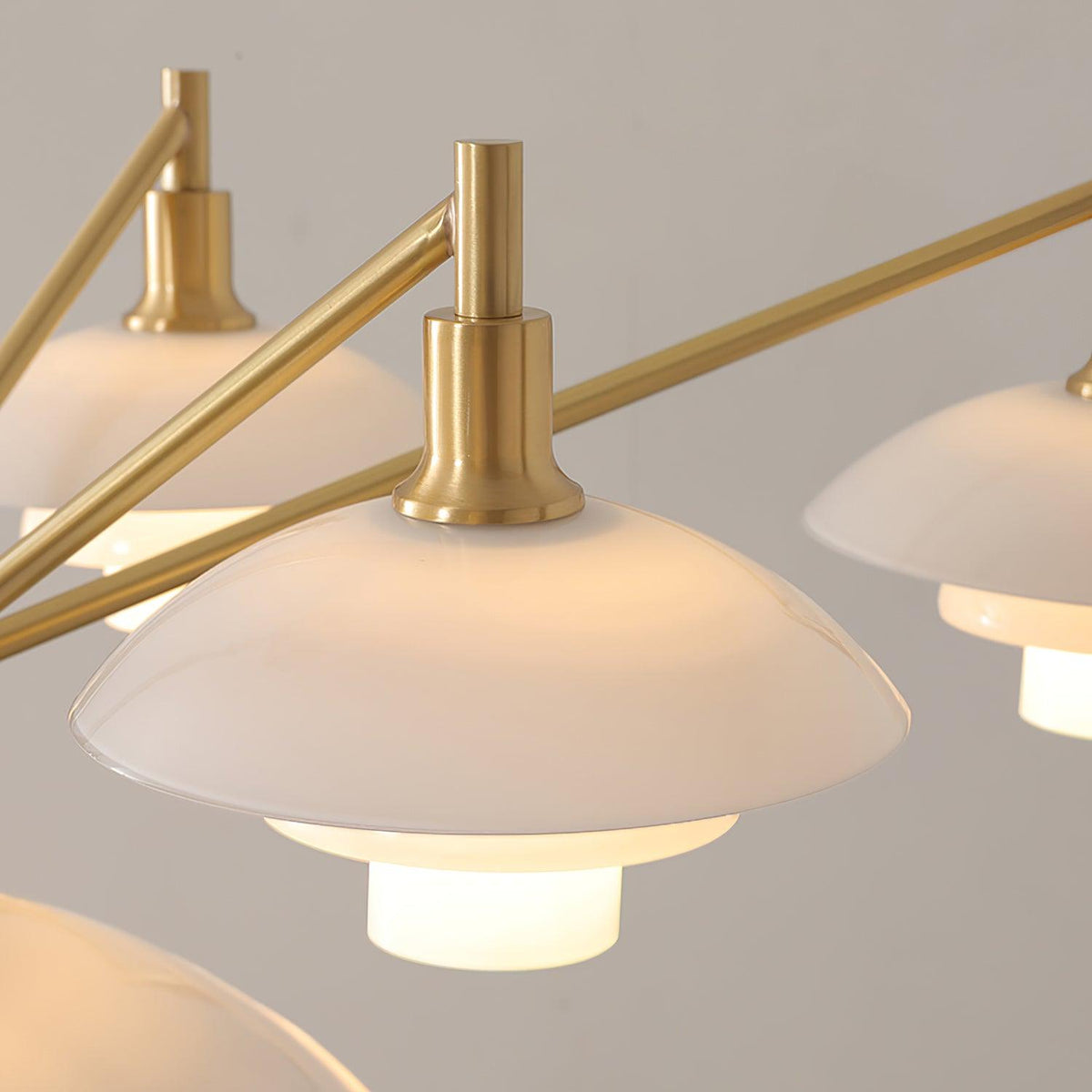Viraineon candelabru