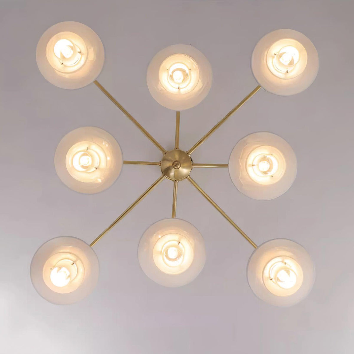Viraineon candelabru