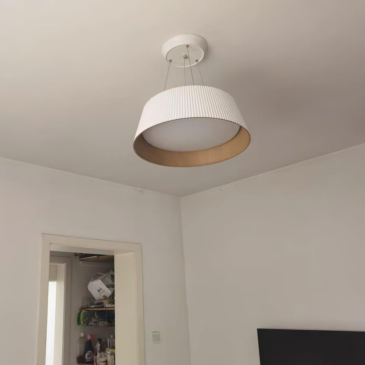 Eru lampă suspendată clasică, minimalistă