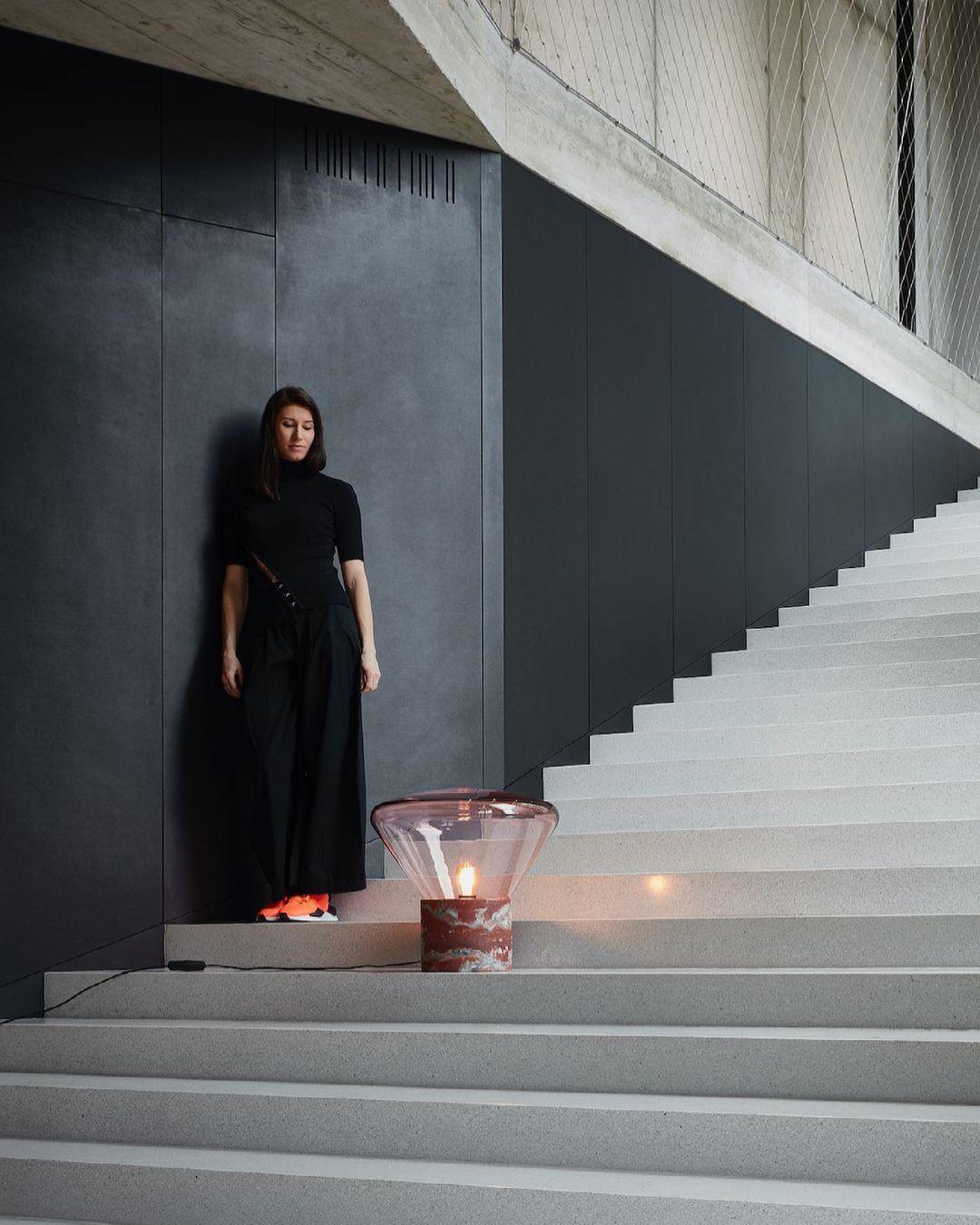 Sylirella lampă de masă minimalistă din lemn