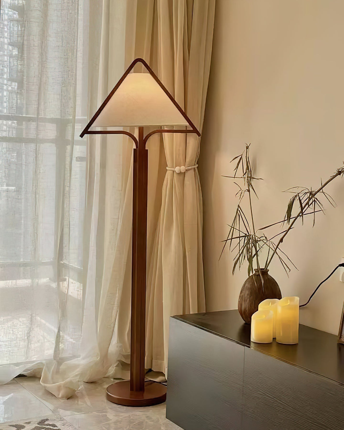 Tent lampadar