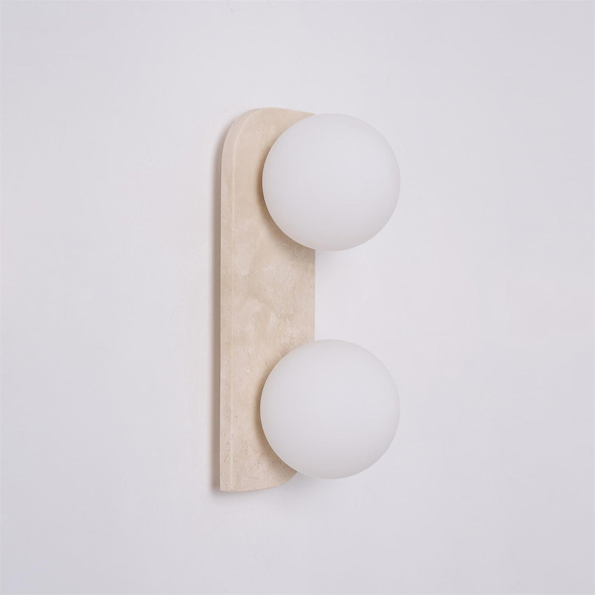 Serearia aplică de perete din travertin, minimalistă, cu ștecher