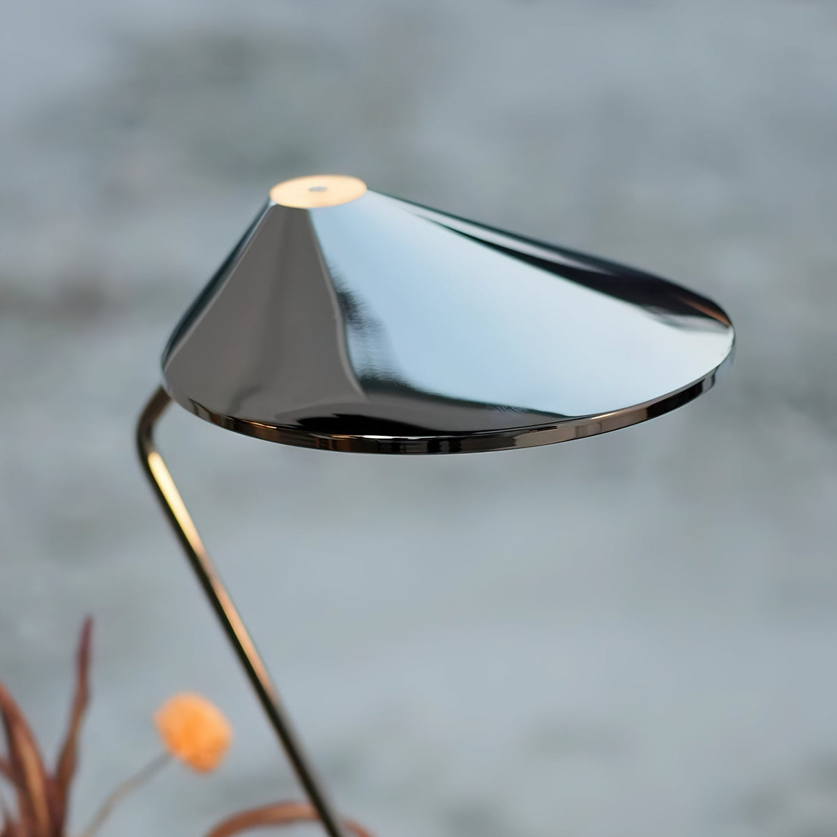 Sable lampă de masă