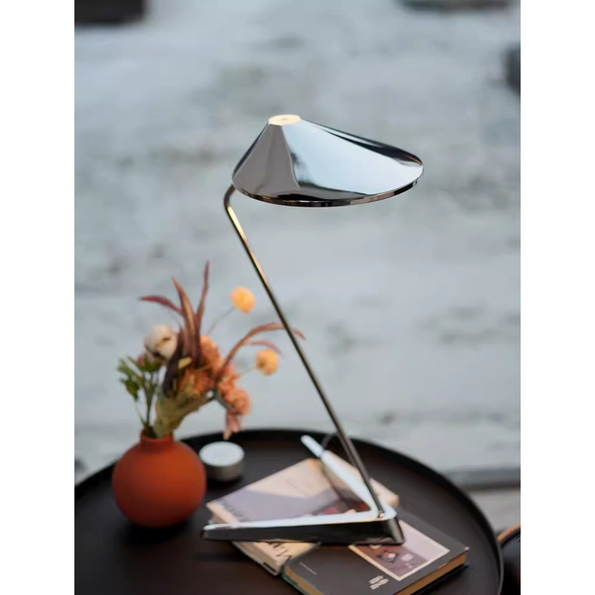 Sable lampă de masă