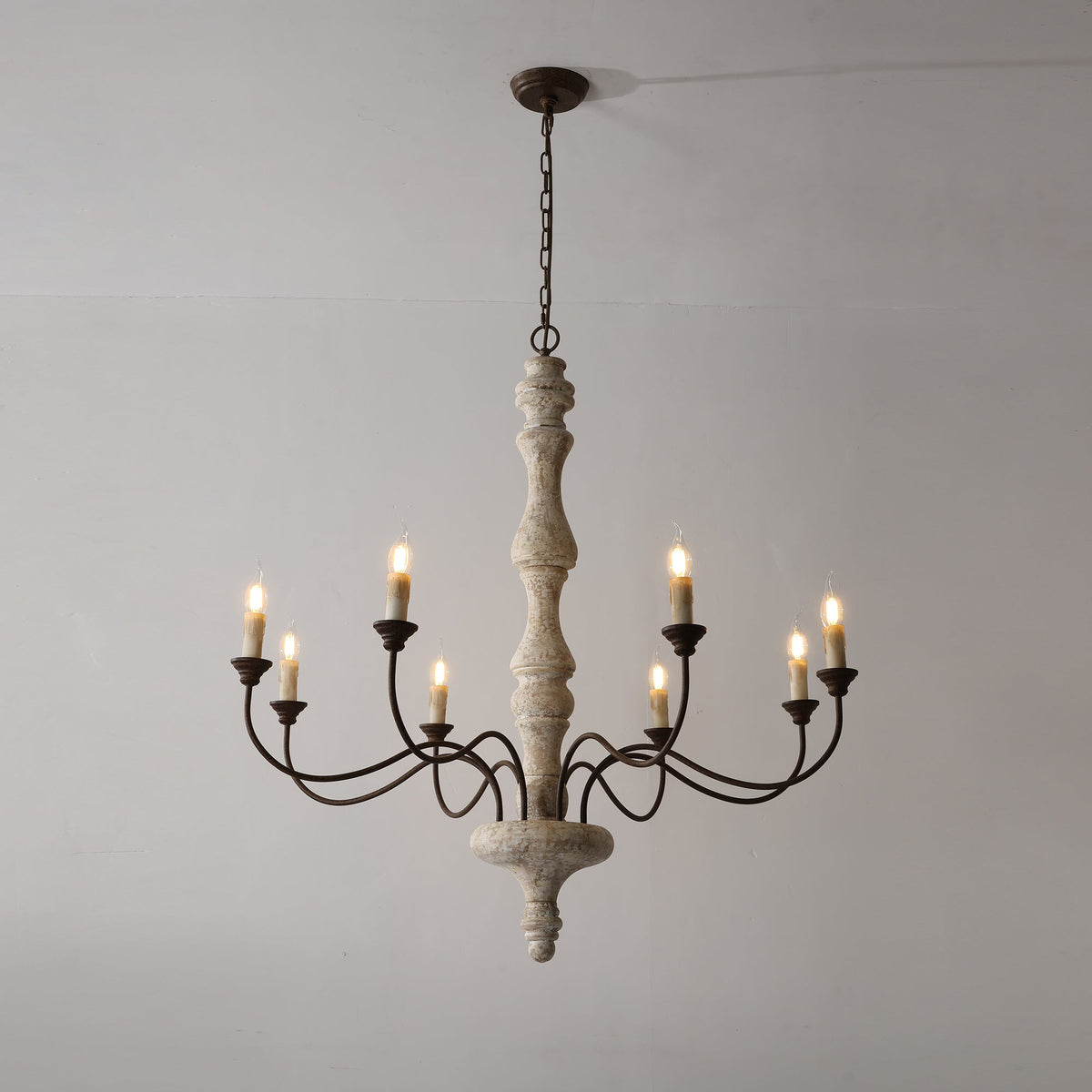 Emirel candelabru