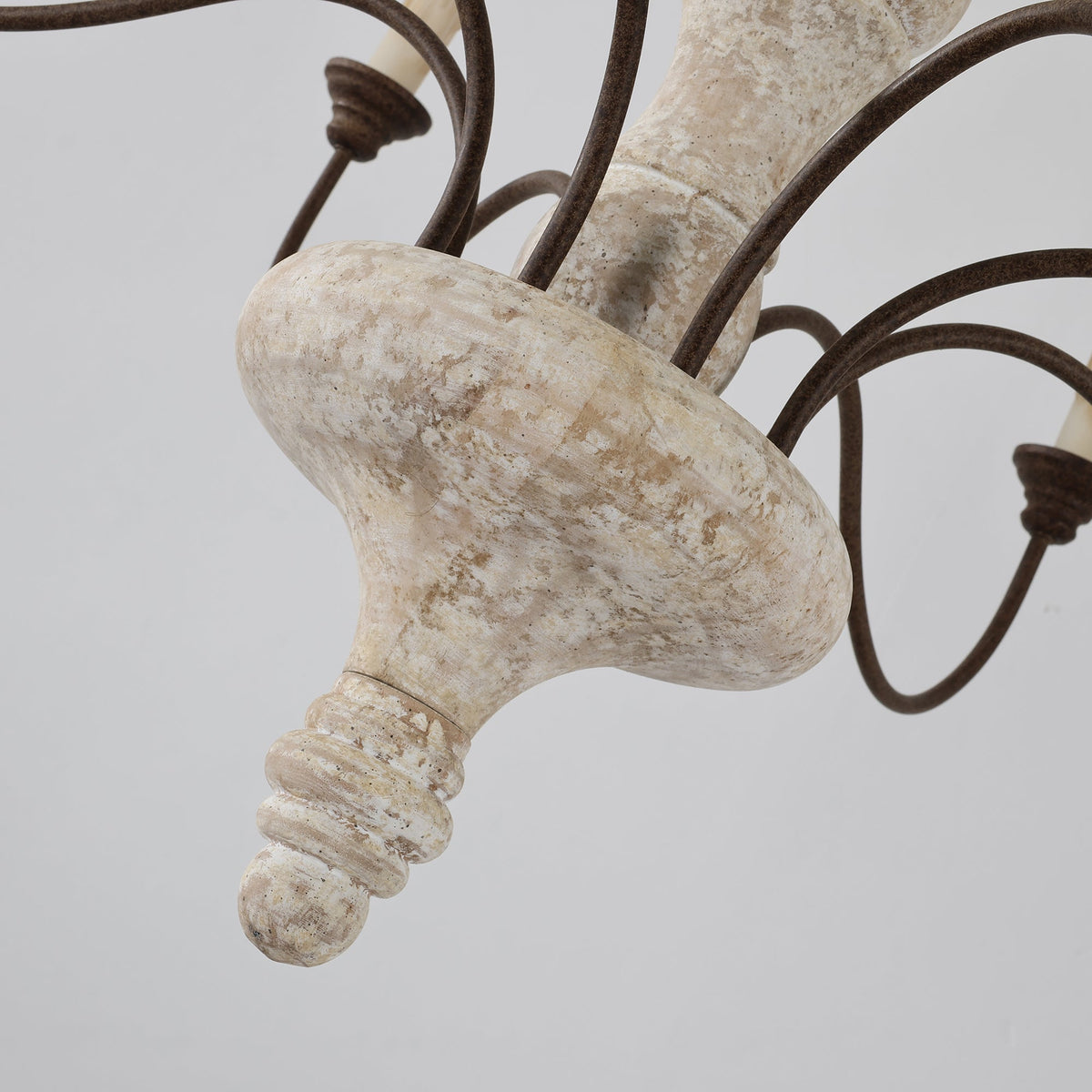 Emirel candelabru