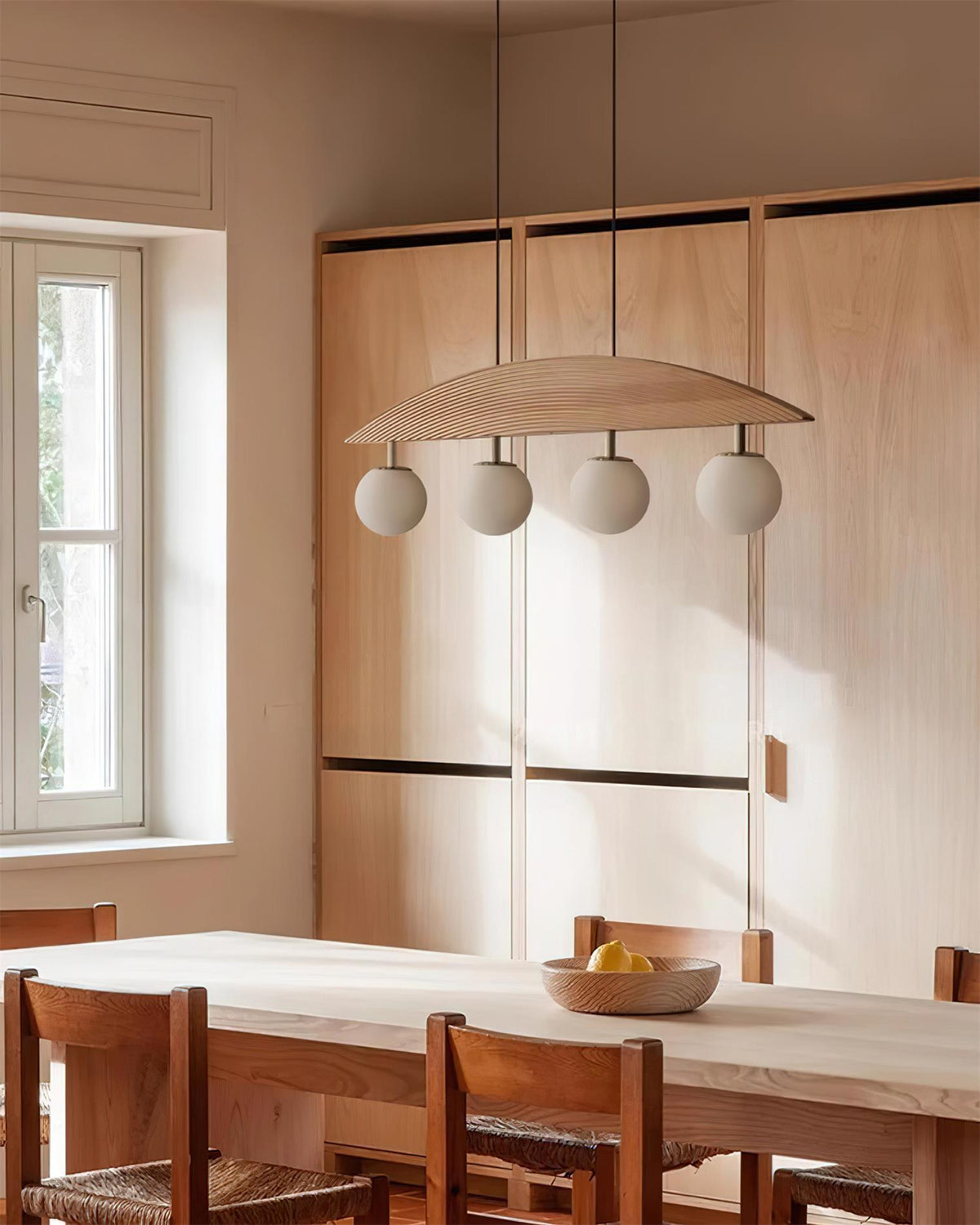 Moire candelabru