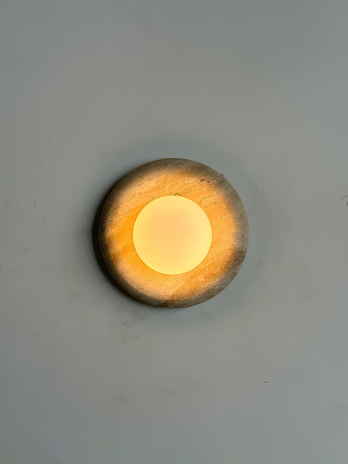 Lumerelia aplică de perete