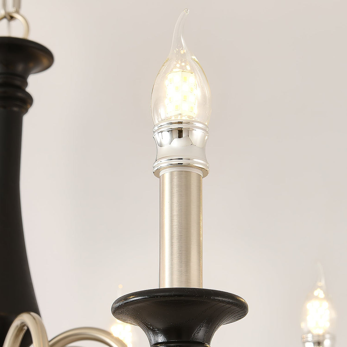 Revilo candelabru