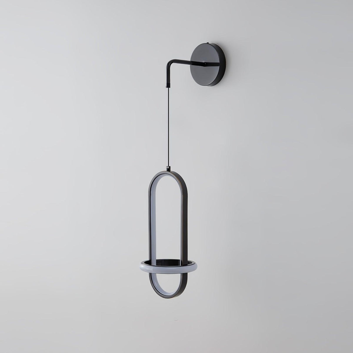 Vivianne aplică de perete din alamă, modernă, minimalistă, ovală