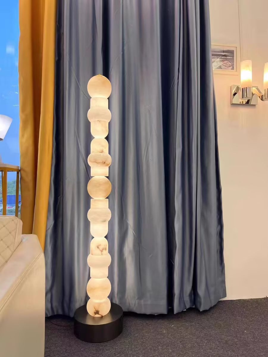 Spire Pagoda lampadar