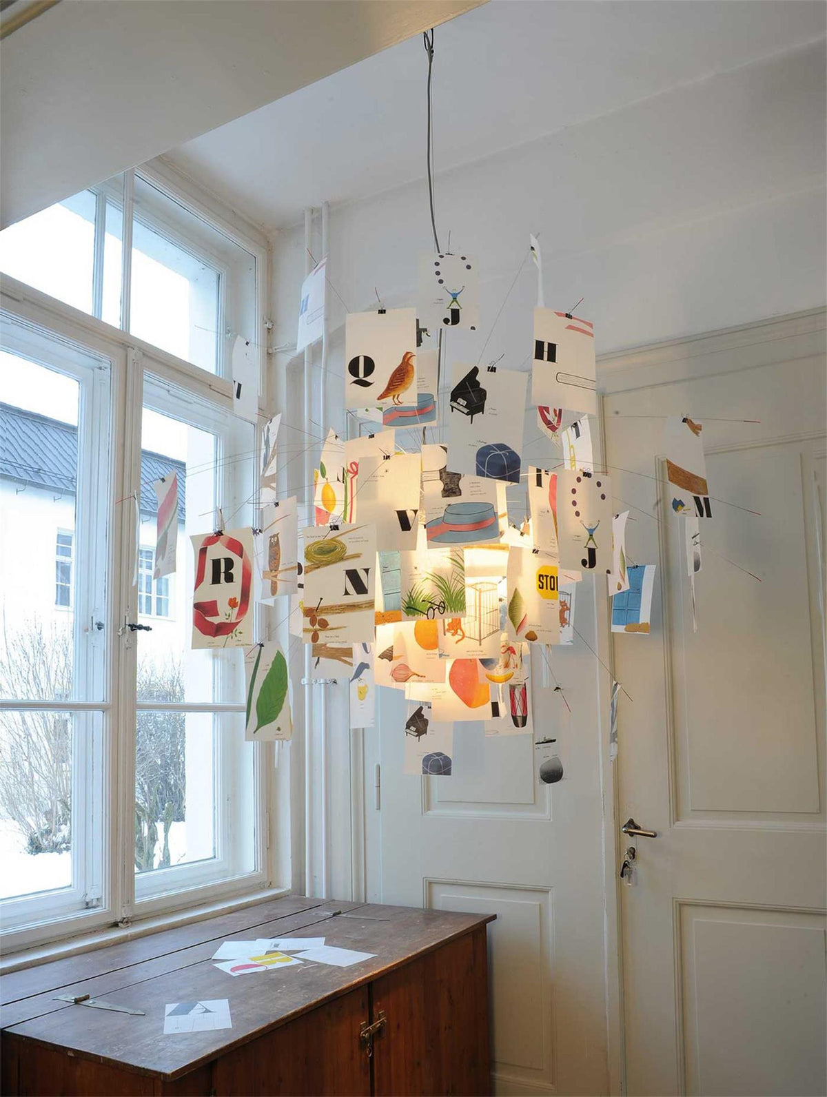Luninena candelabru din hârtie