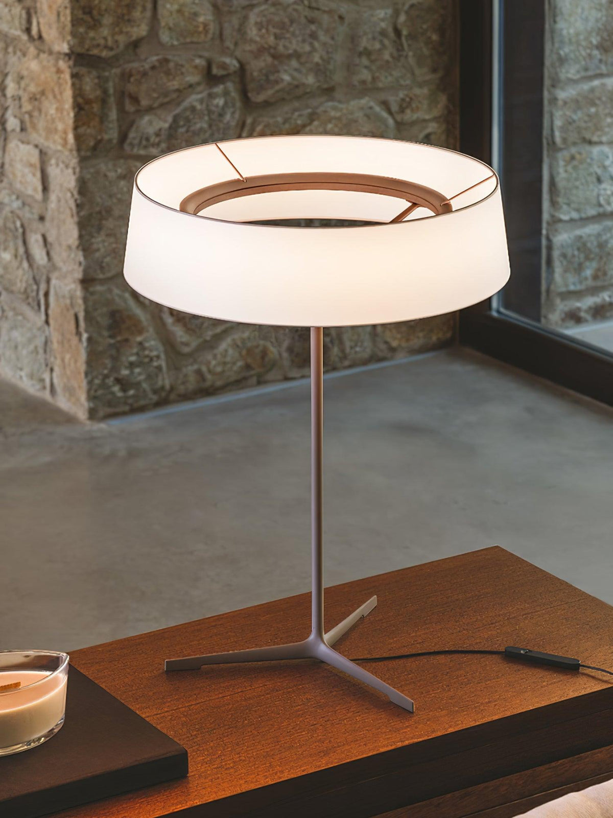 Linivira lampă de masă din pânză în stil scandinav