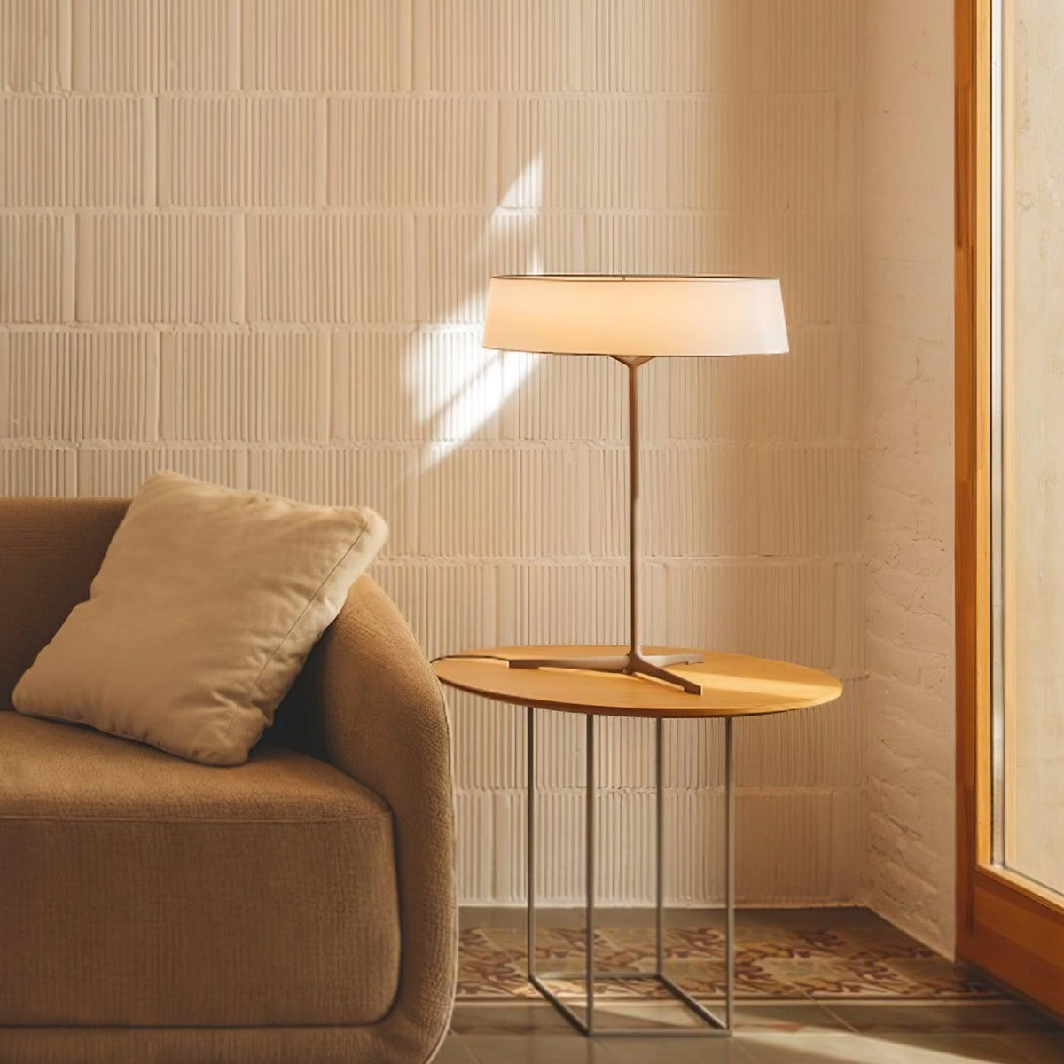 Linivira lampă de masă din pânză în stil scandinav