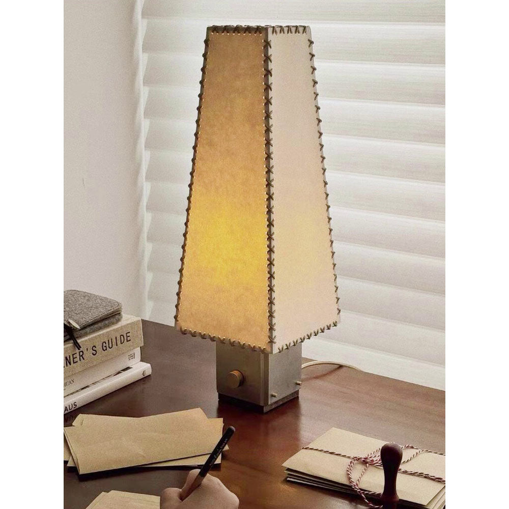 Stitcher lampă de masă
