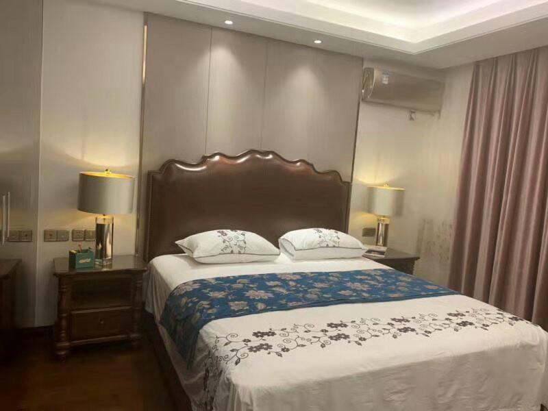 Reneleria lampă de masă modernă