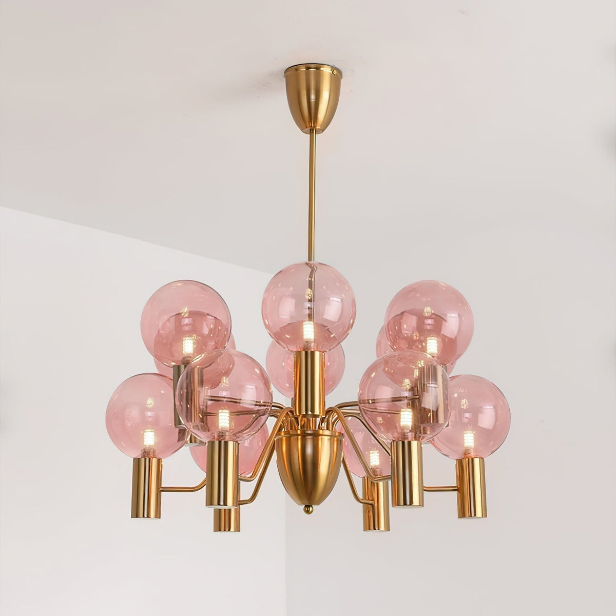 Noririan candelabru