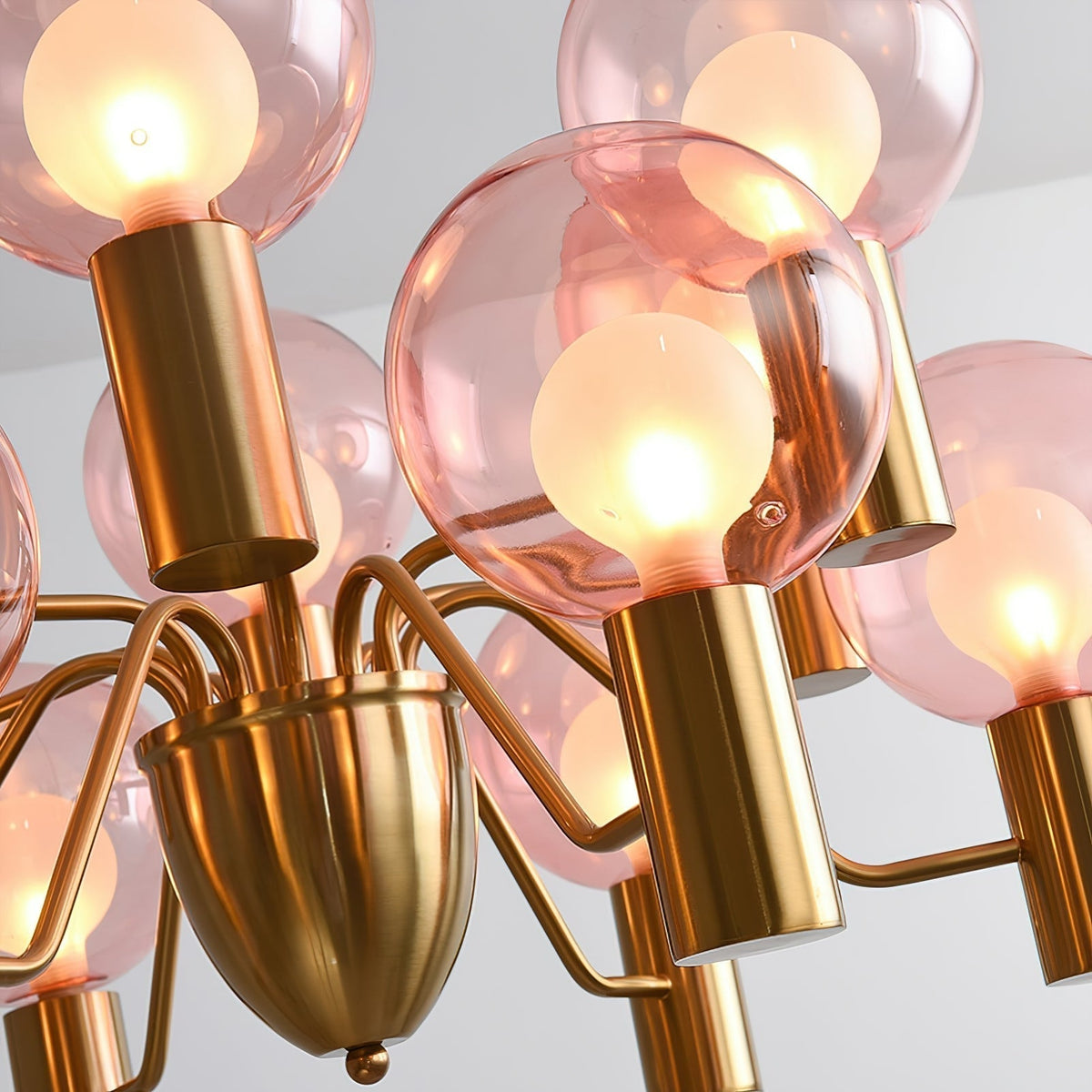 Noririan candelabru