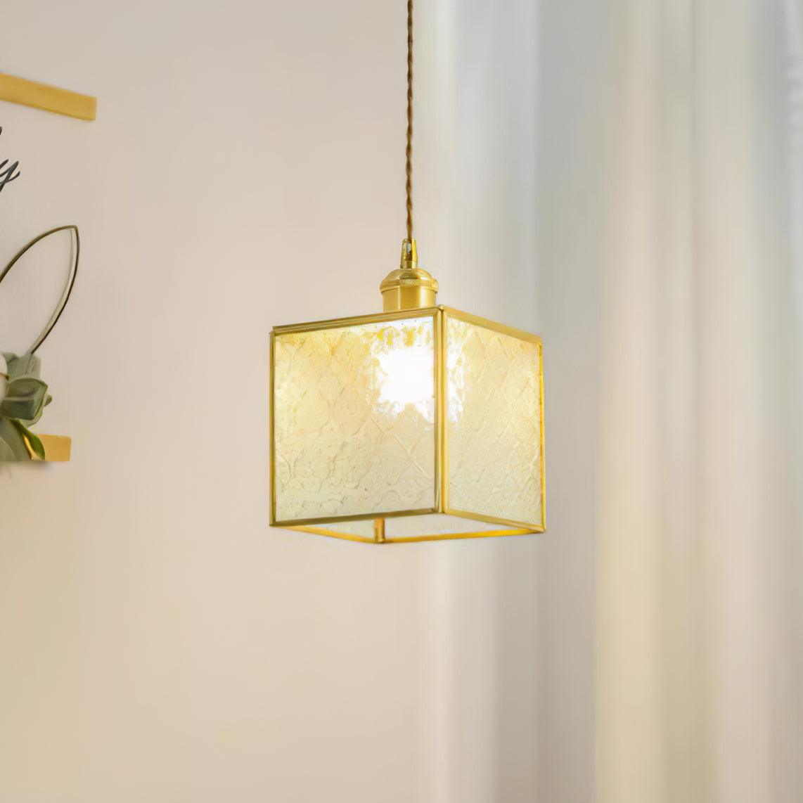 Arvane lampă suspendată din alamă și sticlă, elegantă