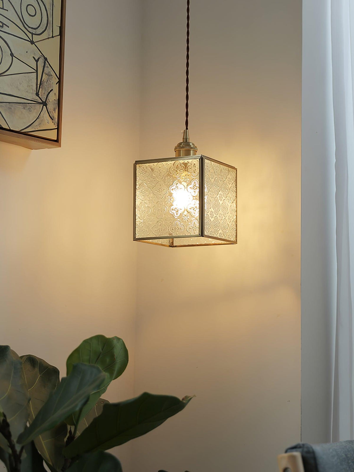 Arvane lampă suspendată din alamă și sticlă, elegantă