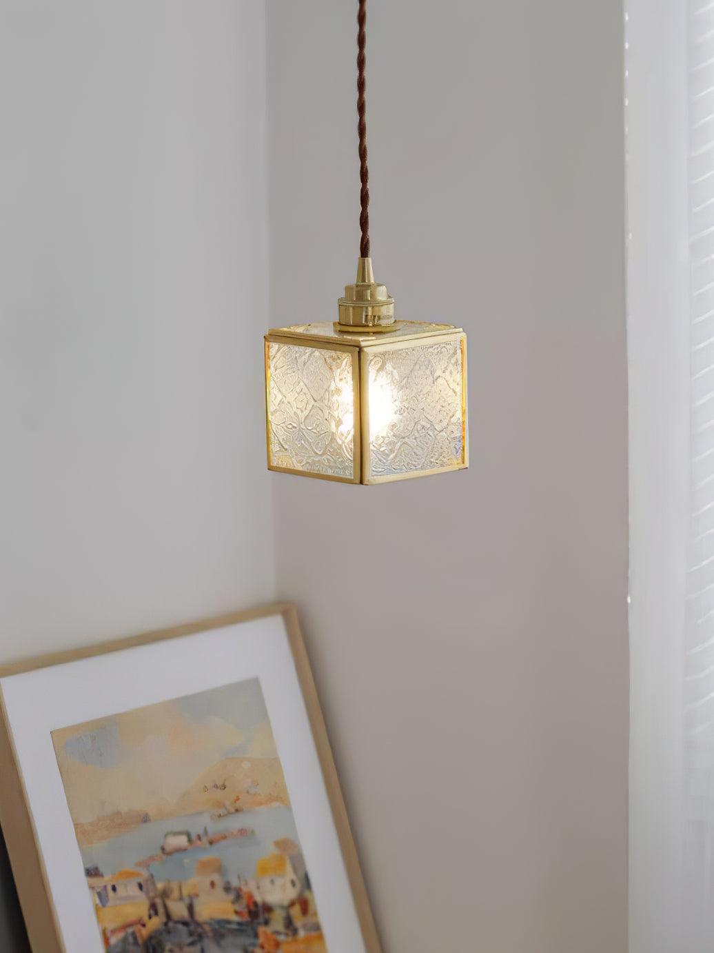Arvane lampă suspendată din alamă și sticlă, elegantă