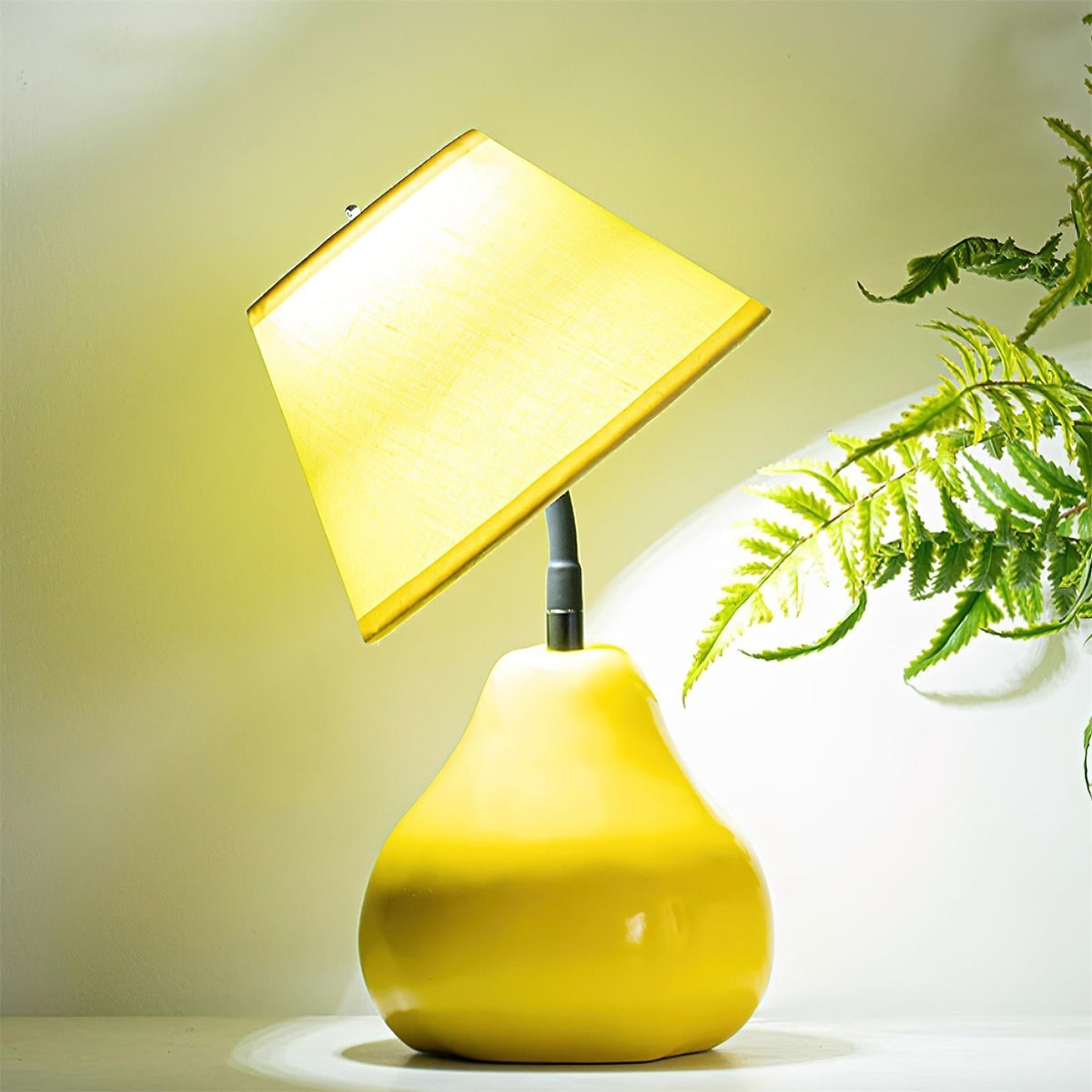 Elaenora lampă de masă