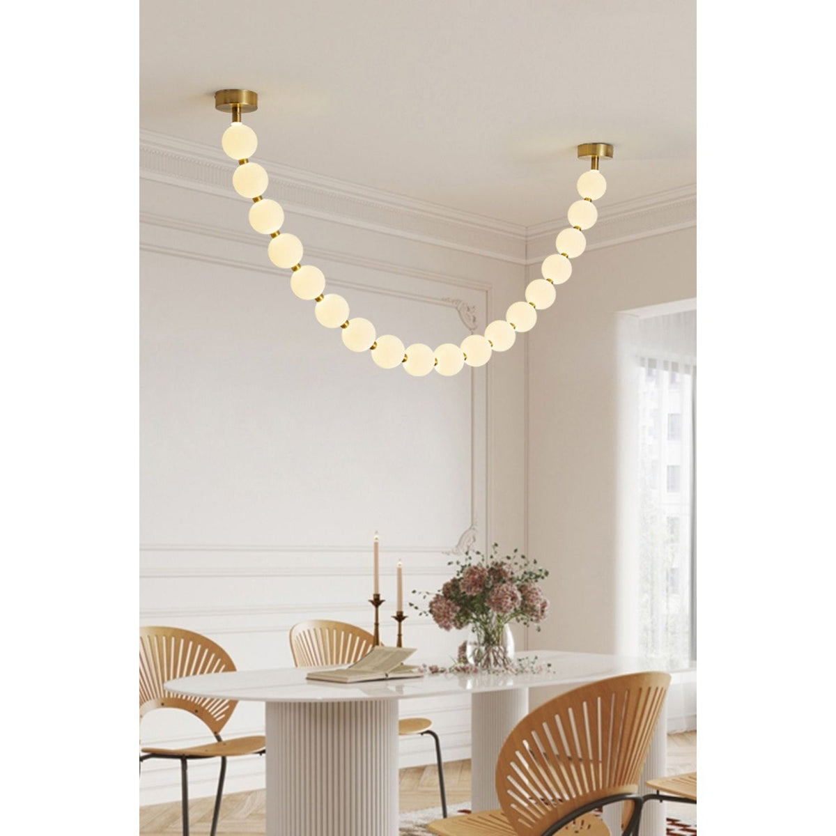 Liorenena candelabru