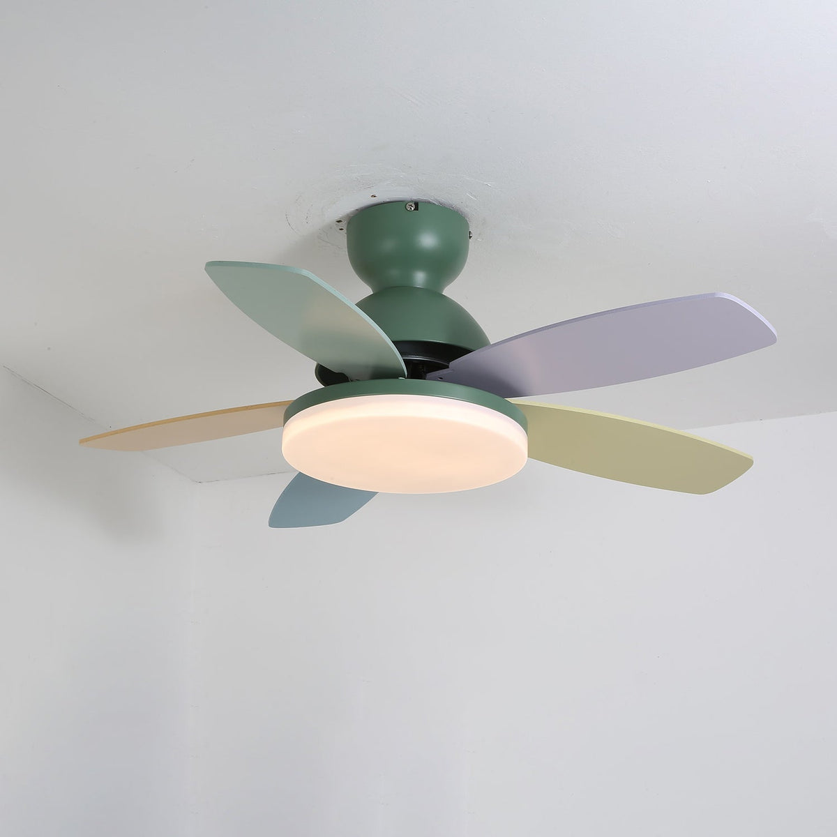 Eireise ventilator de tavan cu lumină din sticlă, multicolor, pentru camera copiilor