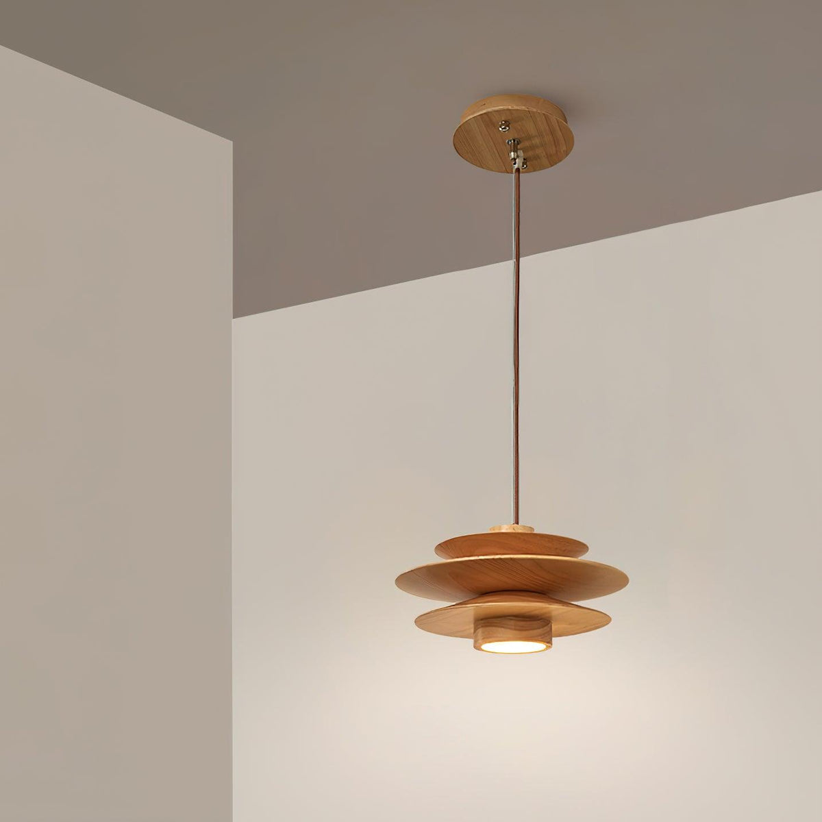 Axis lampă suspendată din lemn de nuc stil Mid Century
