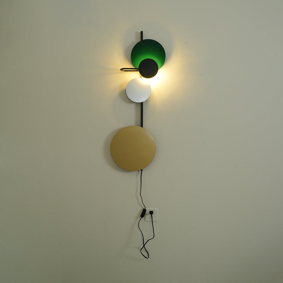 Selaaria aplică de perete, modernă, minimalistă, cu ștecher