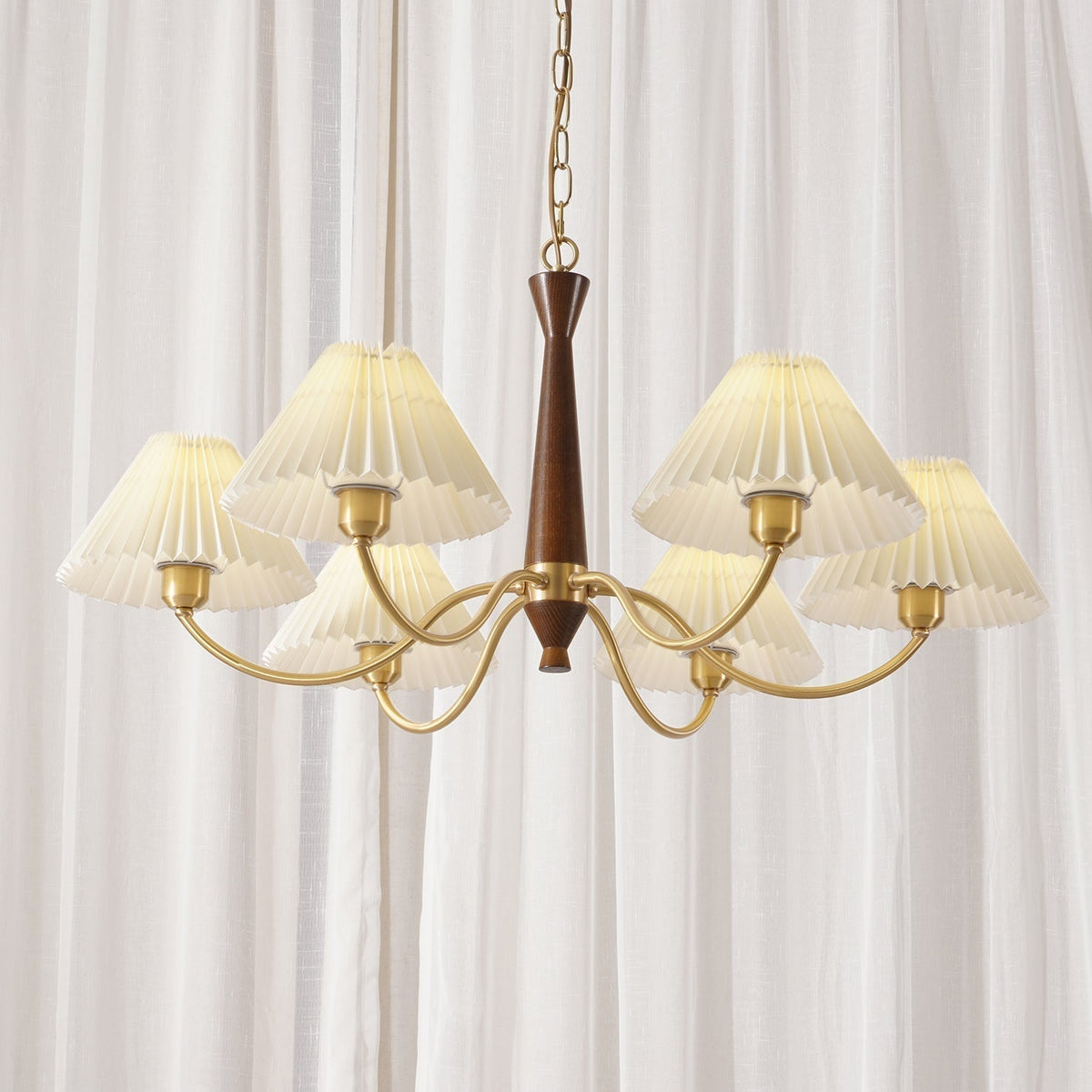 Zarn candelabru din material textil, plisat