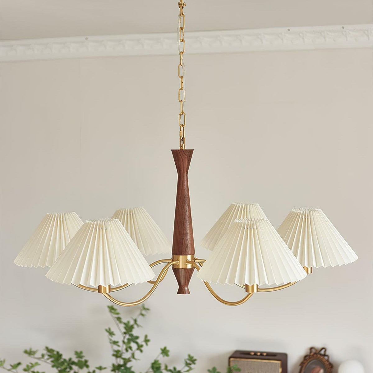 Zarn candelabru din material textil, plisat