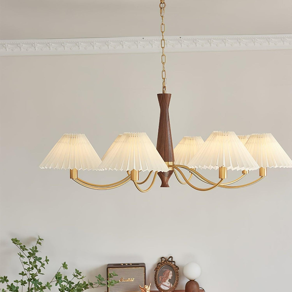 Zarn candelabru din material textil, plisat