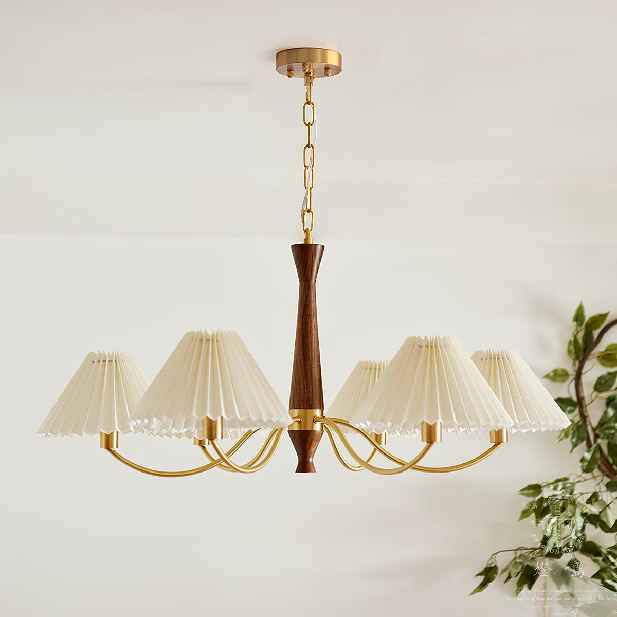 Zarn candelabru din material textil, plisat