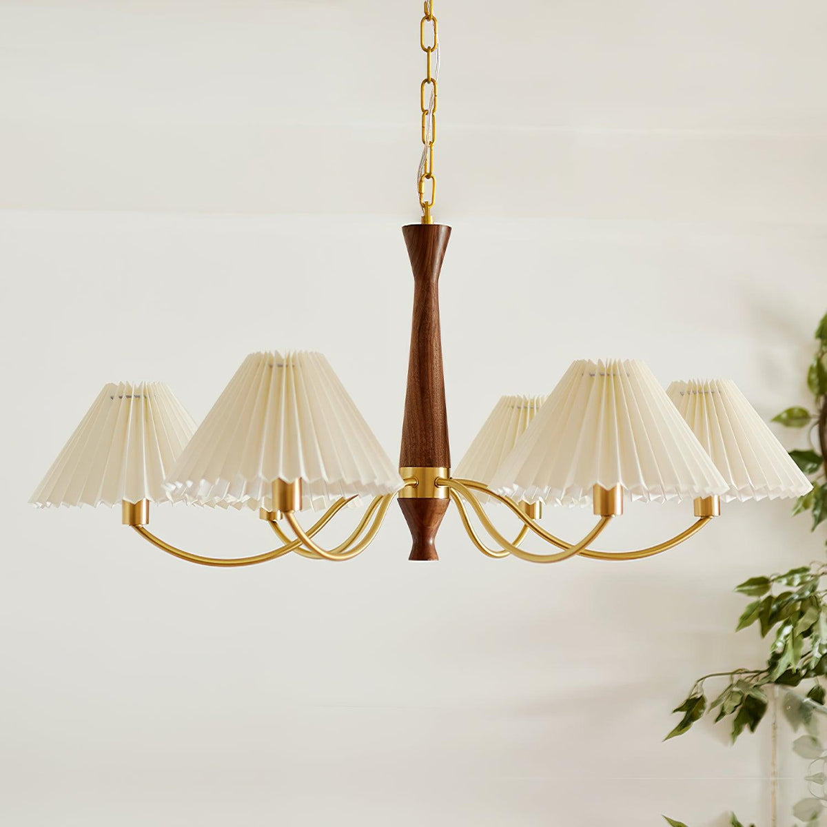 Zarn candelabru din material textil, plisat