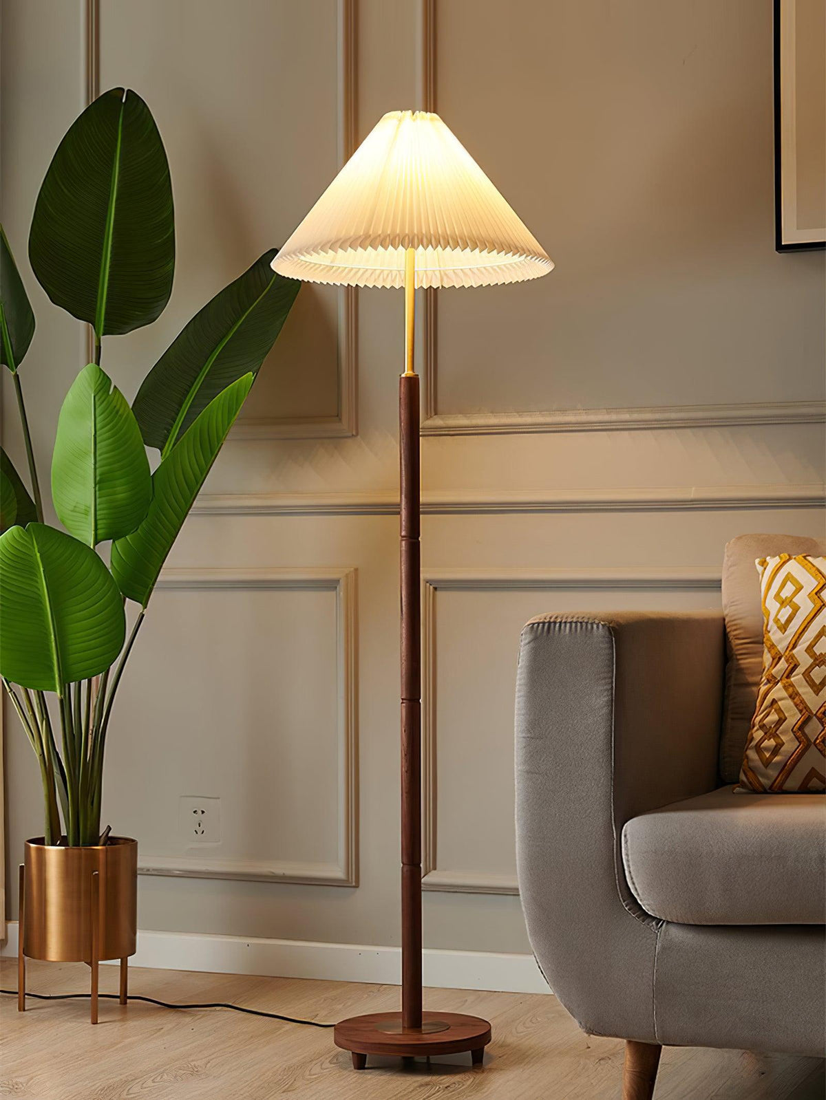 Syleina lampadar minimalist din lemn