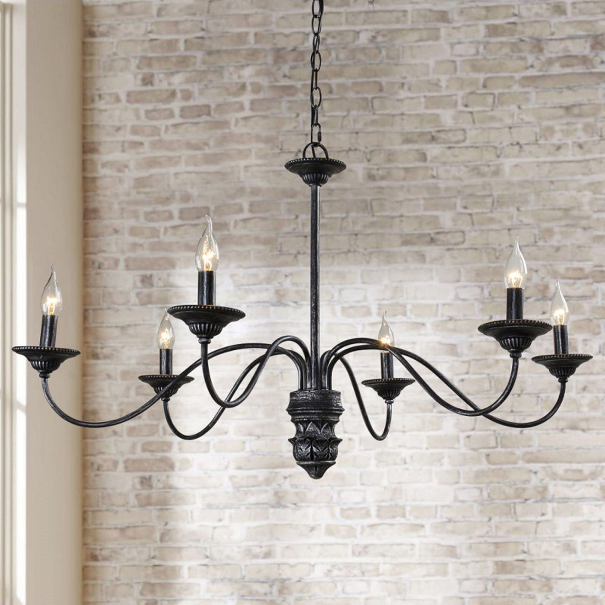 Lumoissa candelabru