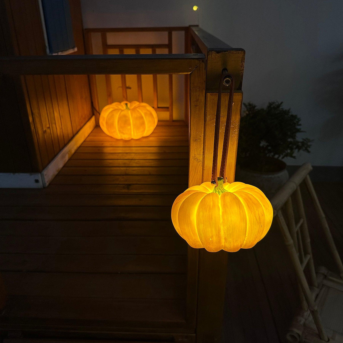 Miriaya lampă de masă