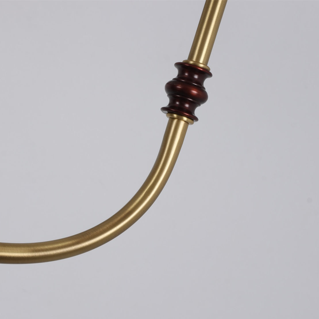 Fayron candelabru, plisat