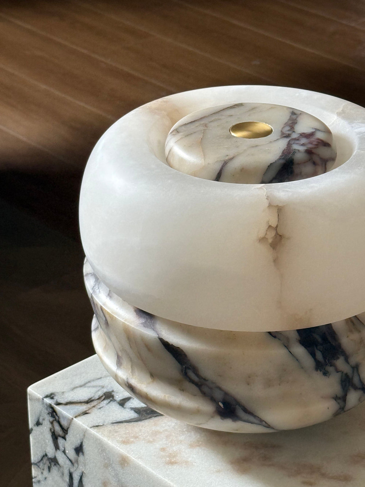 Soriviella lampă de masă