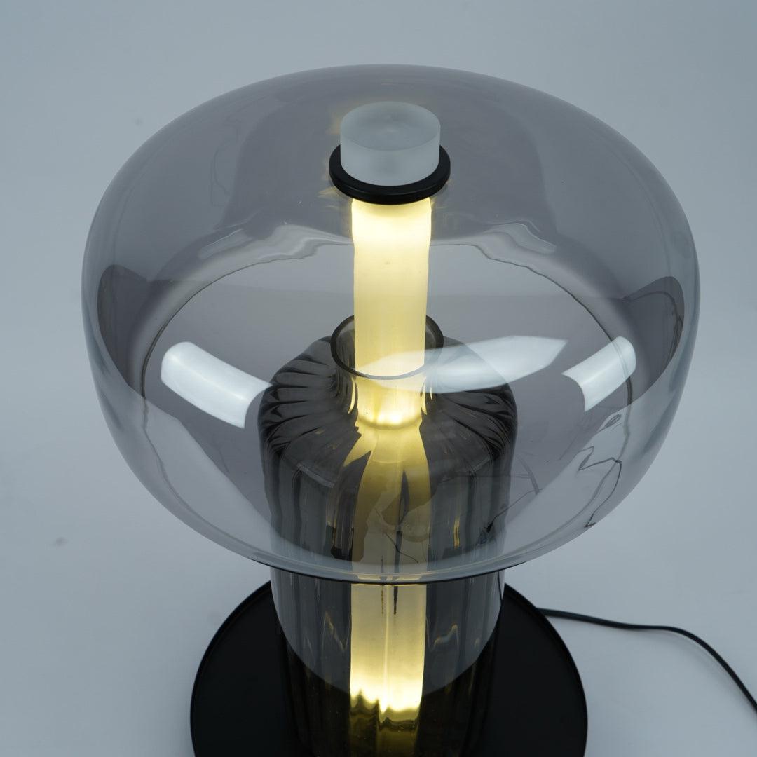 Svora lampă de masă modernă din sticlă