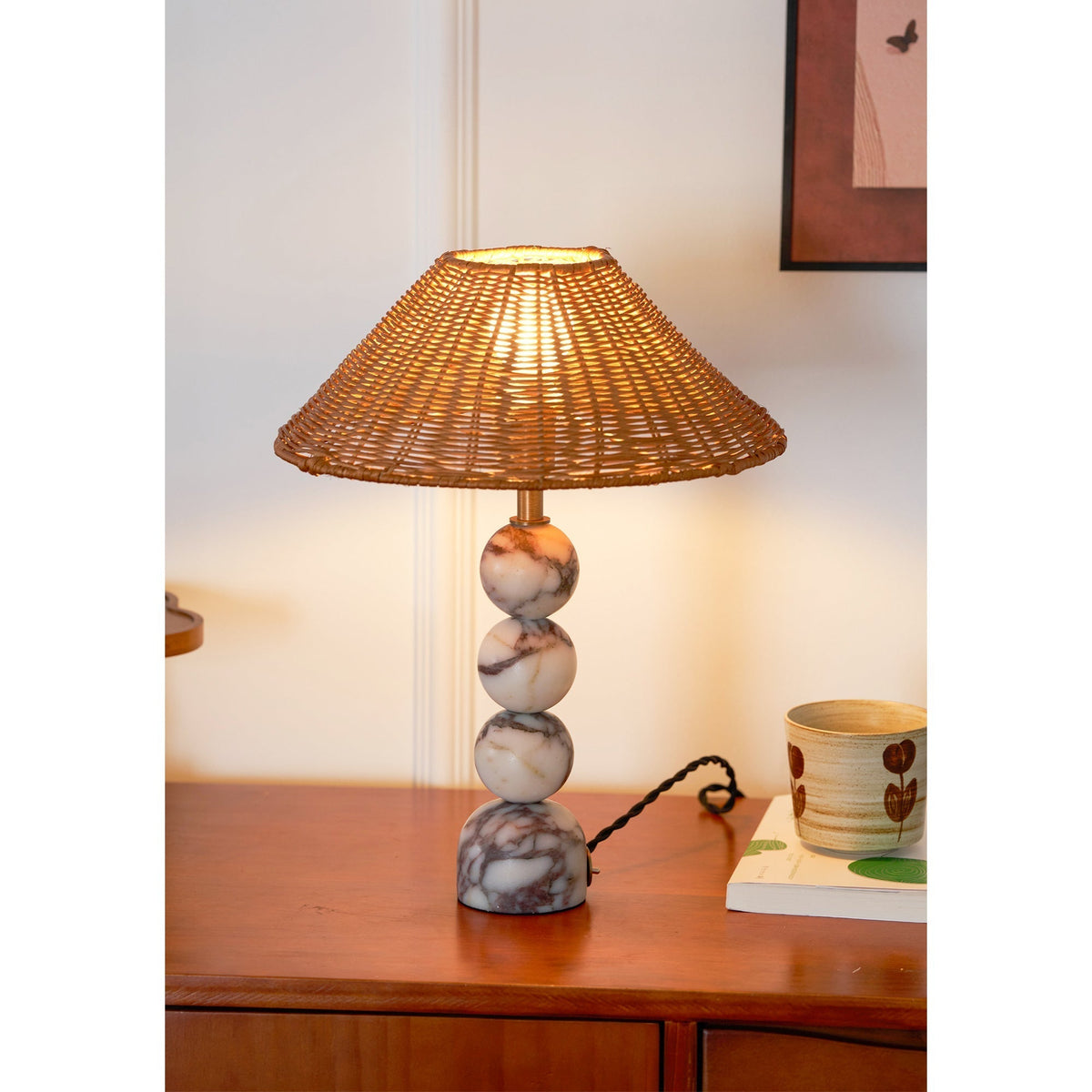 Rate lampă de masă