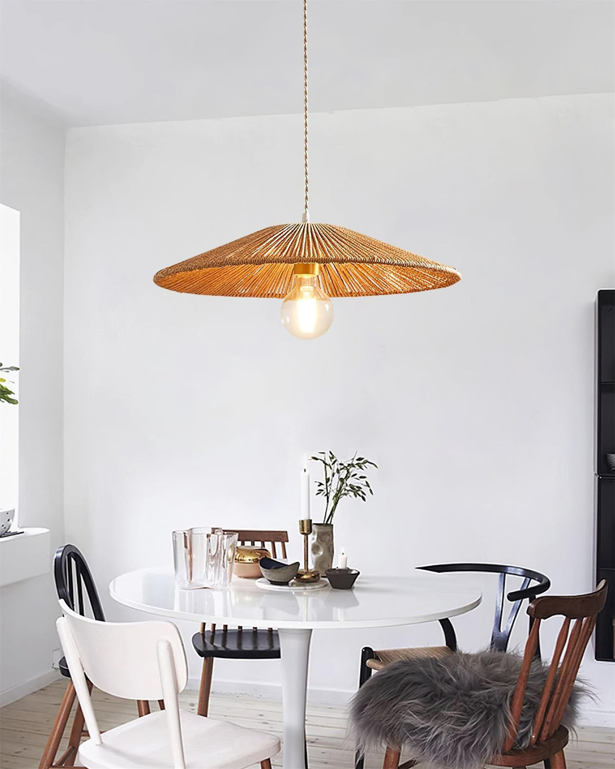 Nest lampă suspendată