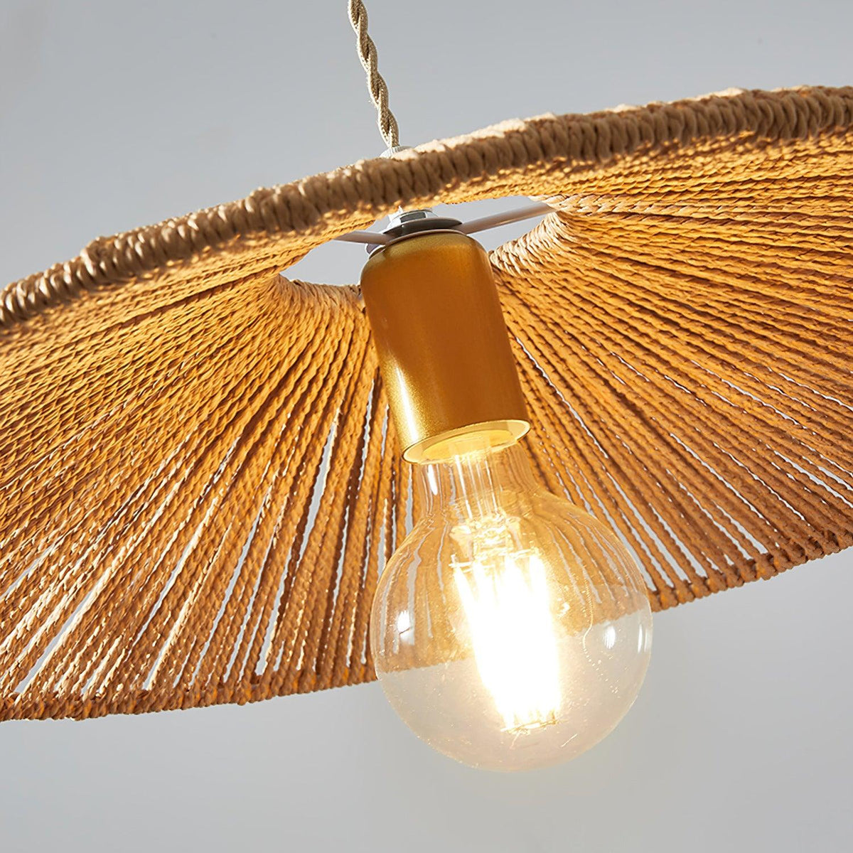Nest lampă suspendată