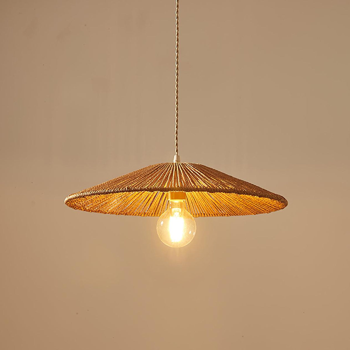 Nest lampă suspendată