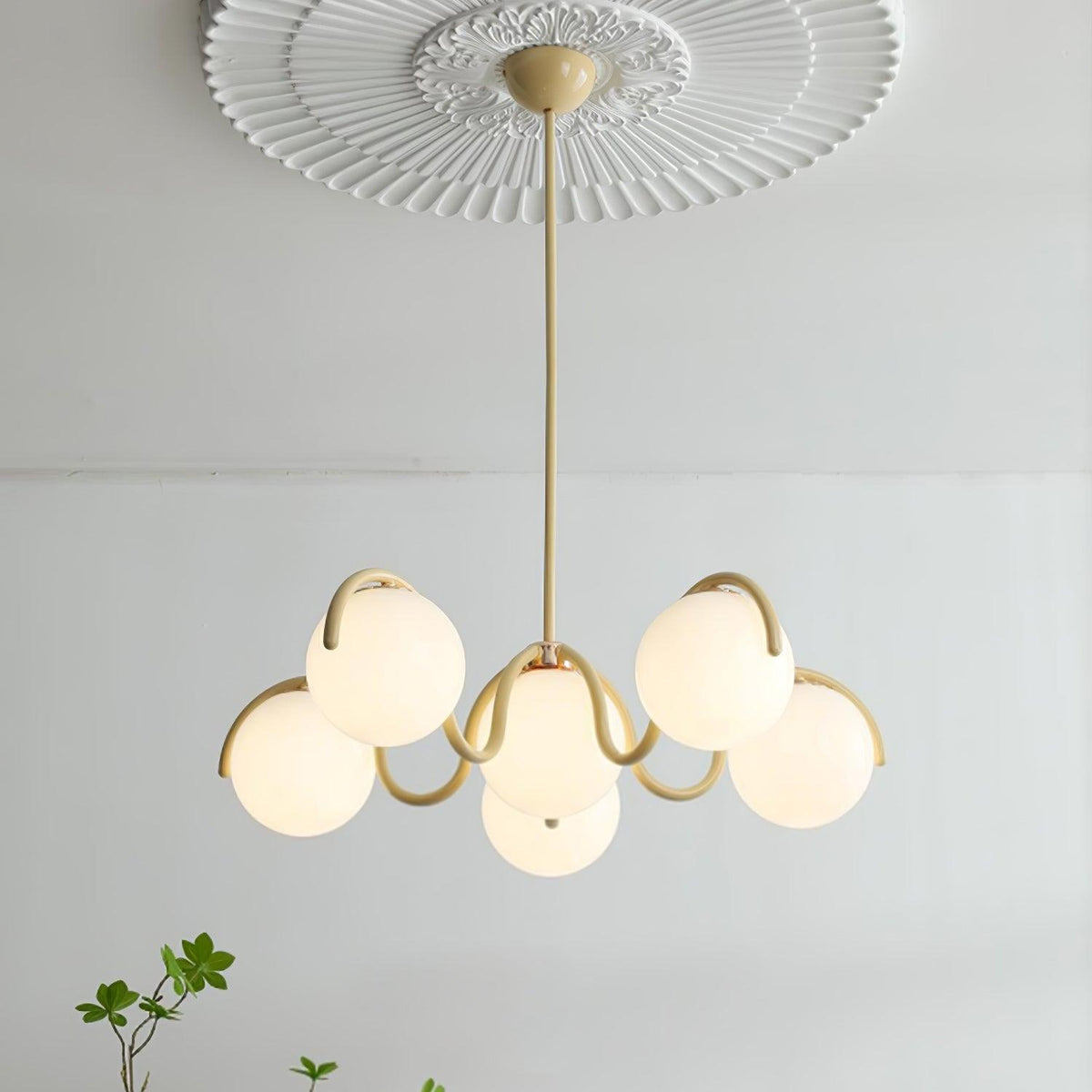 Wryn Curve candelabru liniar