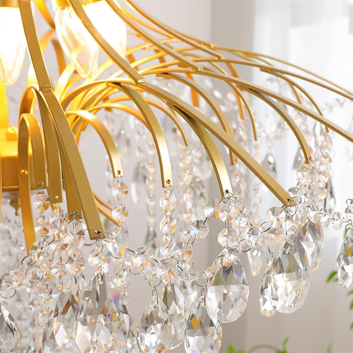 Oreluaine candelabru